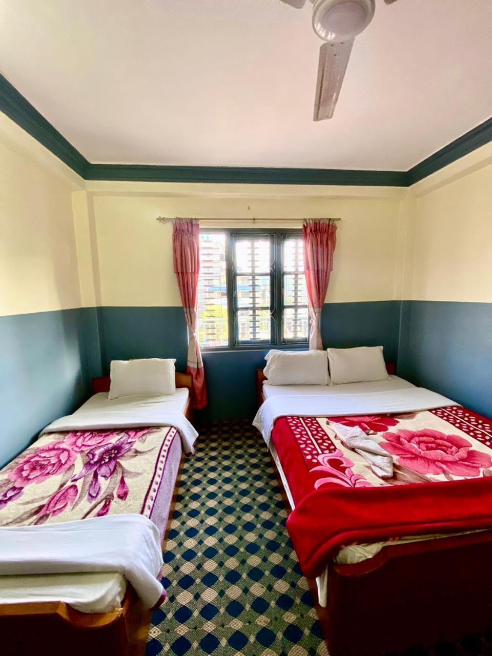 Hotel Piya Pvt Ltd Pokhara Buitenkant foto